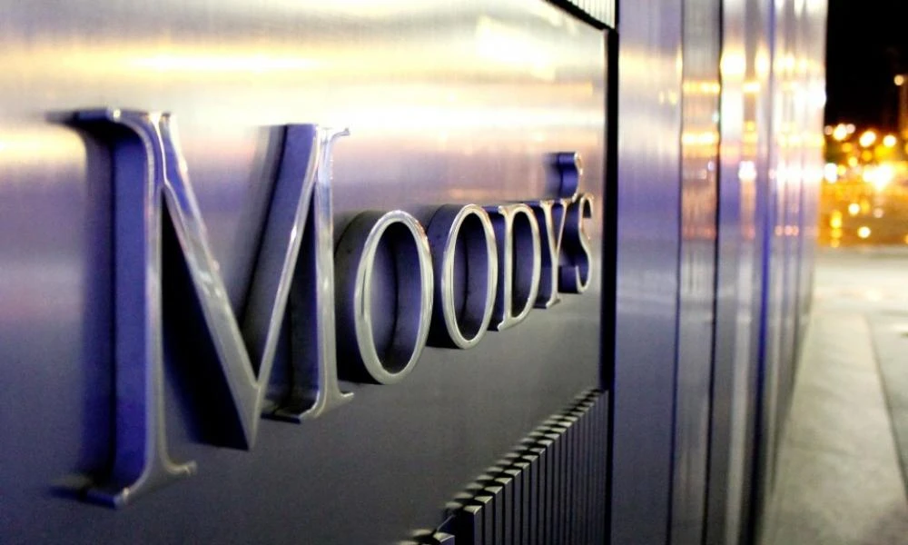 Προειδοποίηση του Moody’s για επιβράδυνση της παγκόσμιας οικονομίας